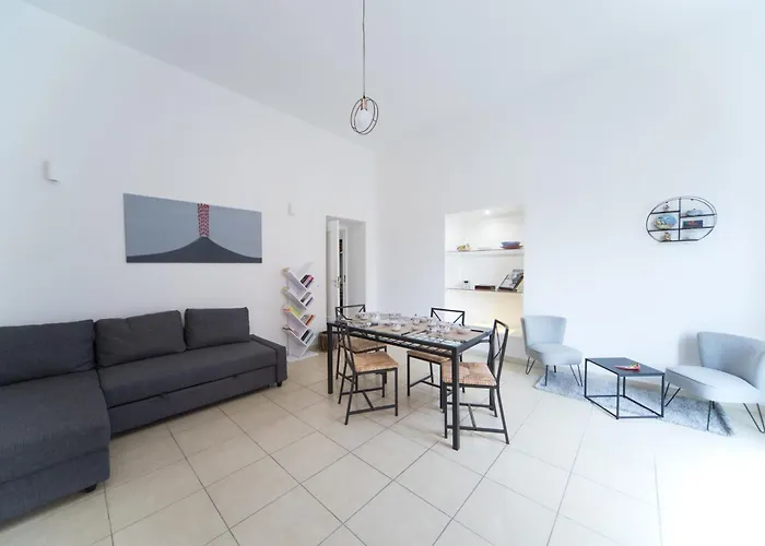 The Cupoletta House Historic Naples Nápoly